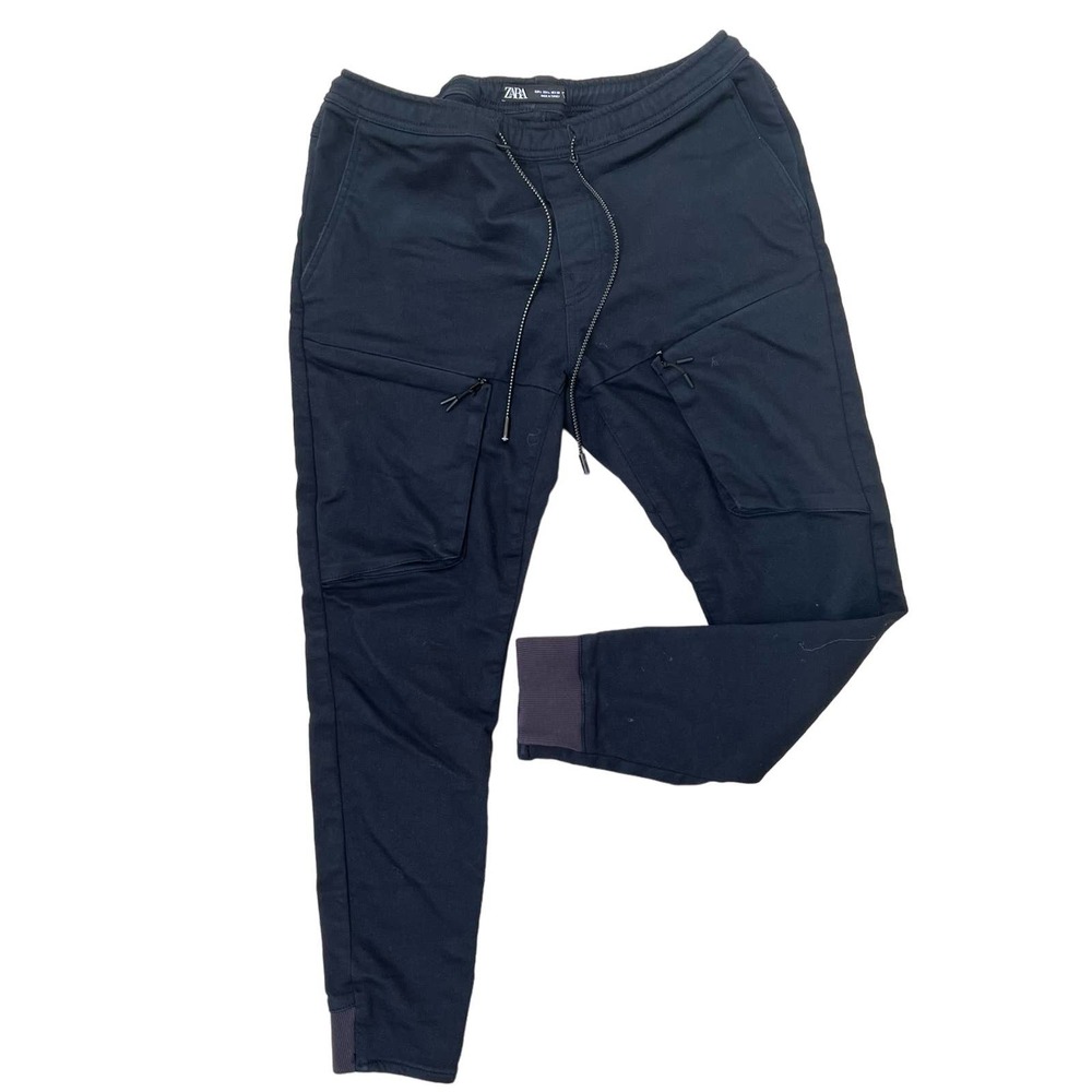 Zara Men’s Joggers dnwr.